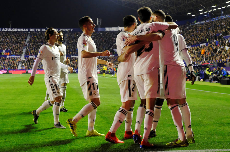 Estas son las fotos que deja el partido de la jornada 25 de LaLiga en el Ciutat de València