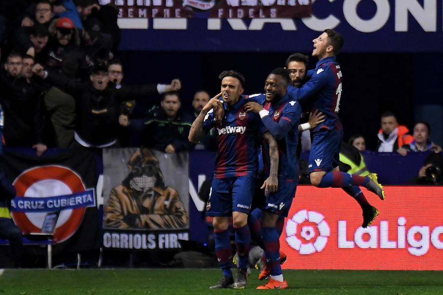 Estas son las fotos que deja el partido de la jornada 25 de LaLiga en el Ciutat de València
