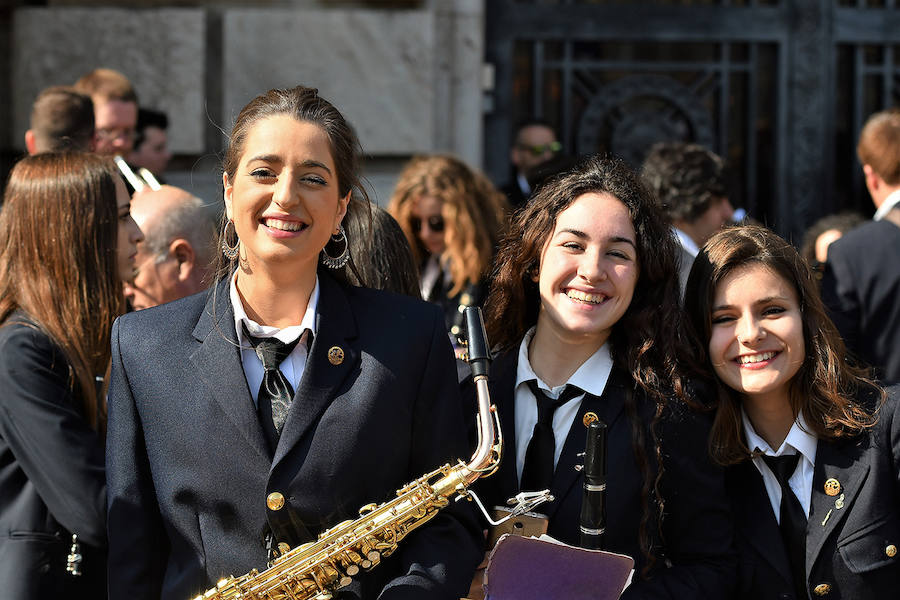 Búscate en la mascletà de hoy 24 de febrero en Valencia.