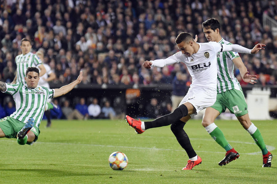 Fotos: La afición del Valencia toma Mestalla en la semifinal de Copa 2019