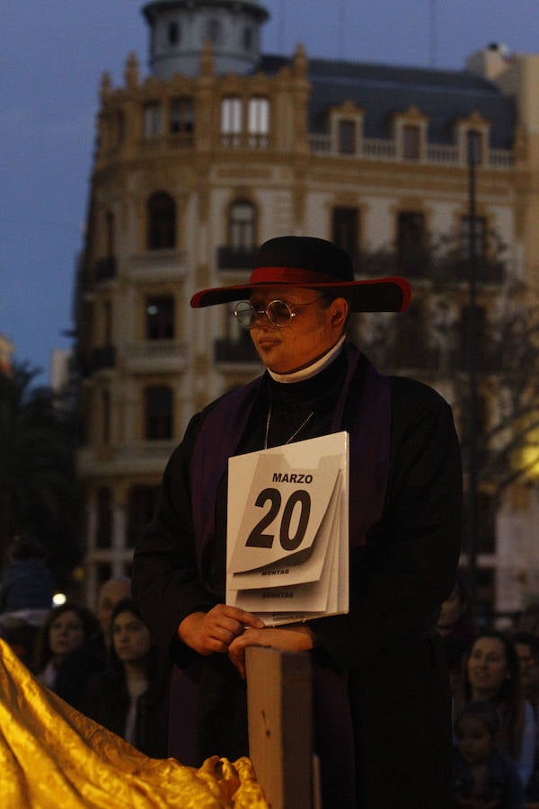 Fotos: Cabalgata del Ninot de las Fallas 2019