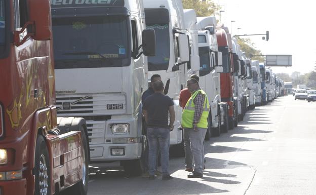 Manifestación de camiones en Valencia.