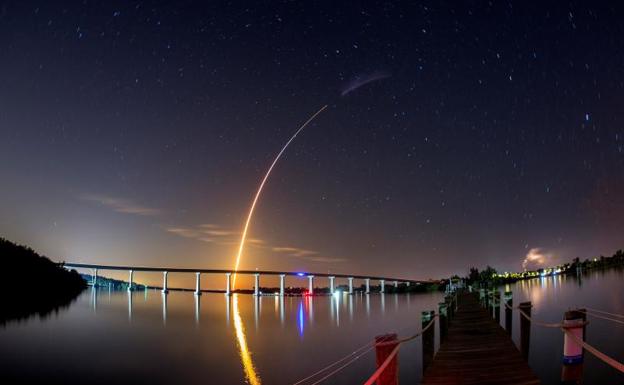 Imagen del SpaceX tras despegar. 