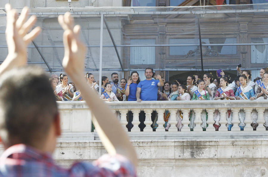 Las imágenes que deja el disparo de Pirotecnia del Mediterráneo en las Fallas de Valencia.