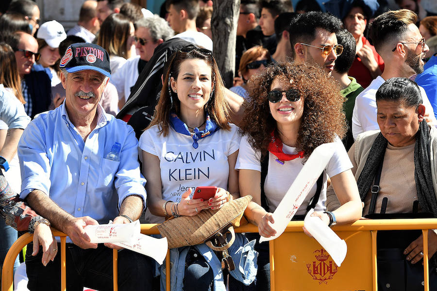 Fotos: Búscate en la mascletà del 3 de marzo de las Fallas de Valencia 2019