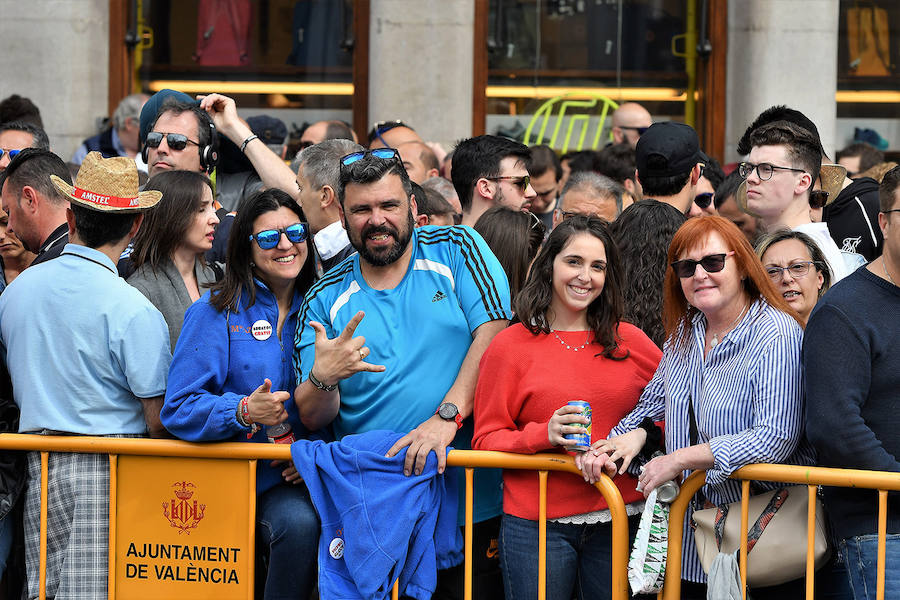 Fotos: Búscate en la mascletà de hoy