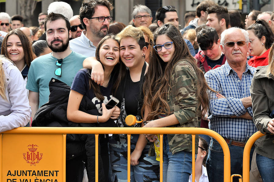 Fotos: Búscate en la mascletà de hoy