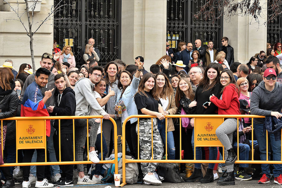 Fotos: Búscate en la mascletà de Fallas 2019 de hoy, miércoles 6 de marzo