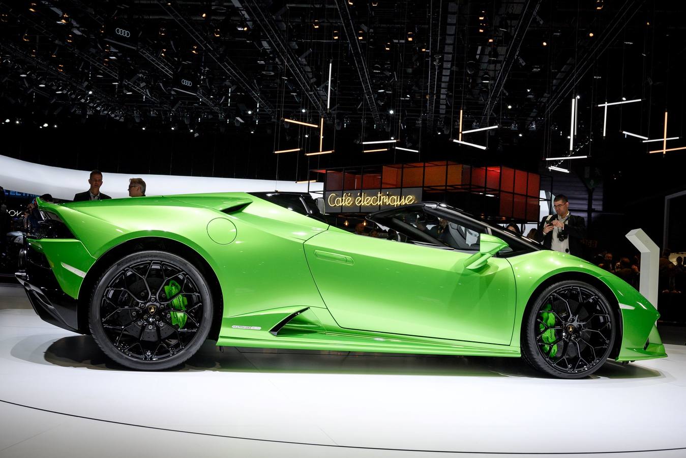 Lamborghini Huracán Evo Spyder.