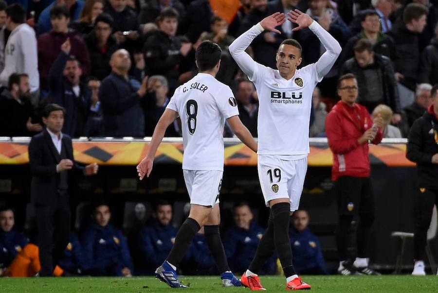 Las mejores fotos del partido de ida de octavos de final disputado en Mestalla