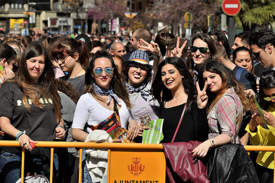 Fotos: Búscate en la mascletà de hoy