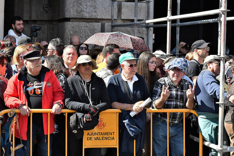 Fotos: Búscate en la mascletà de hoy