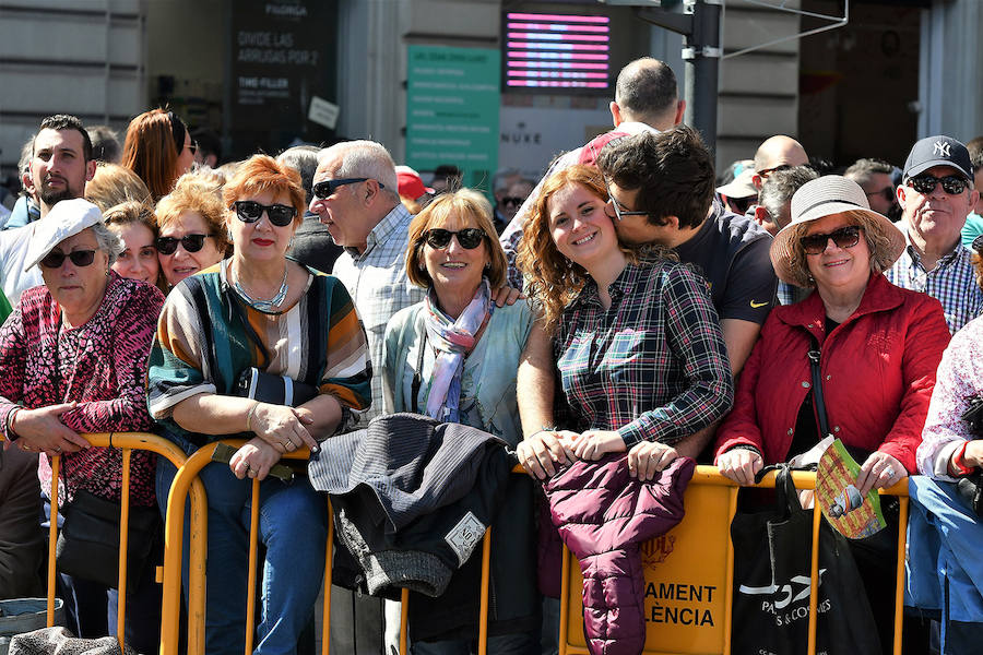 Fotos: Búscate en la mascletà de hoy