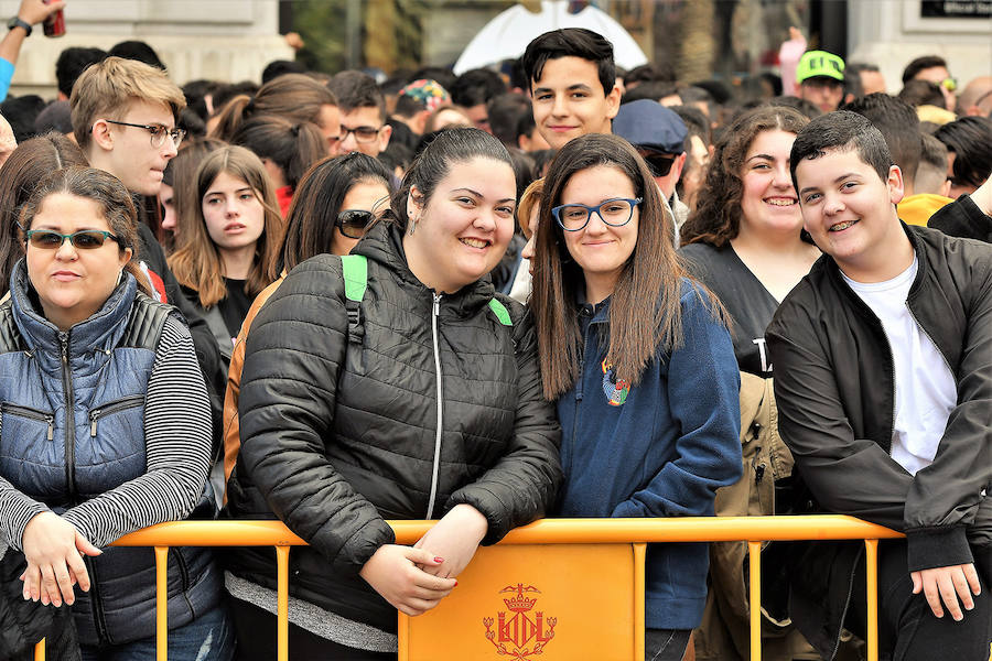 Fotos: Búscate en la mascletà del 8 de marzo de las Fallas 2019