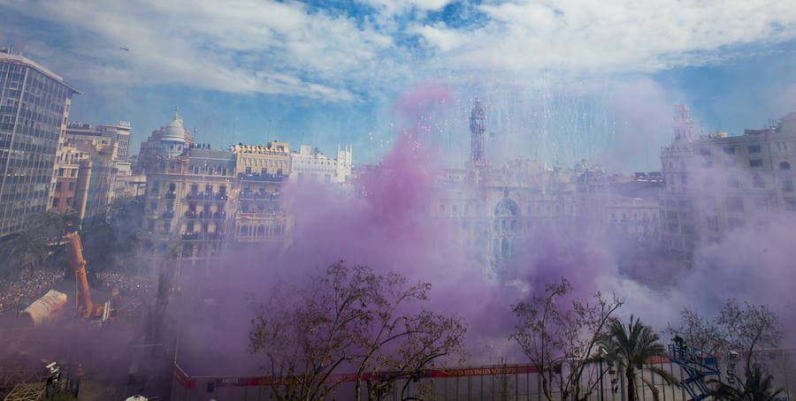 Fotos: Mascletà del 8 de marzo de las Fallas 2019. Pirotecnia Martí