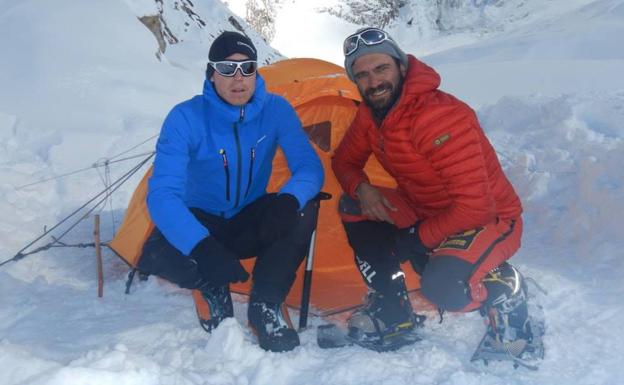 Imagen de Tom Ballard (i) y Daniele Nardi, en el Nanga Parbat.