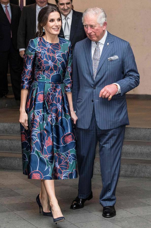 Fotos: La reina Letizia y el príncipe Carlos de Inglaterra inauguran exposición de Sorolla en la National Gallery