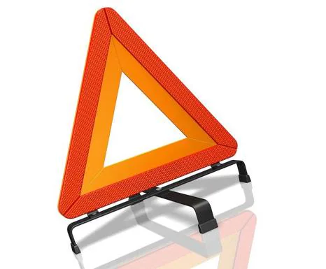 Distancia poner triángulos emergencia