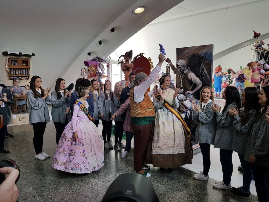 Fotos: Ninot indultat 2019: Falla Exposición-Micer Mascó