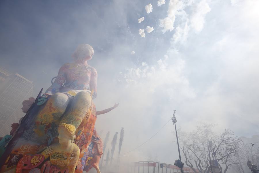 Fotos: Fallas 2019: Mascletà del 16 de marzo, de Caballer FX Global Foc