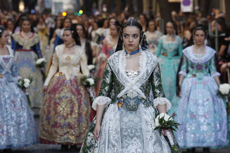 Fotos: Fallas 2019: Primer día de la Ofrenda de las Fallas de Valencia