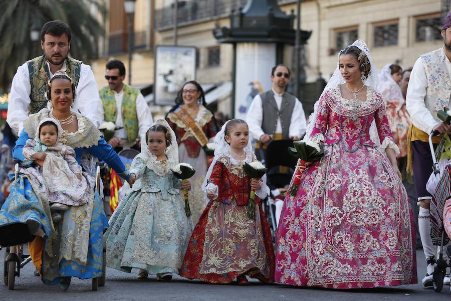 Fotos: Fallas 2019: Primer día de la Ofrenda de las Fallas de Valencia