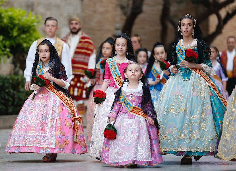 Fotos: Fallas 2019: Primer día de la Ofrenda de las Fallas de Valencia