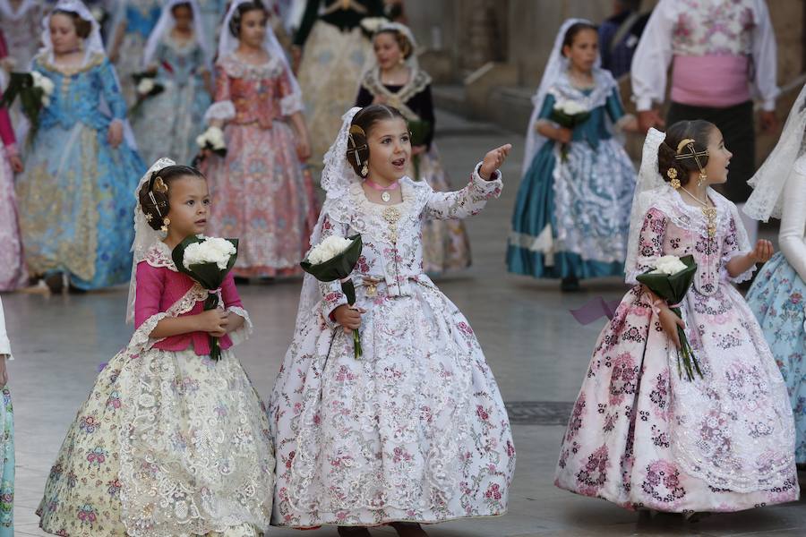 Fotos: Fallas 2019: Primer día de la Ofrenda de las Fallas de Valencia