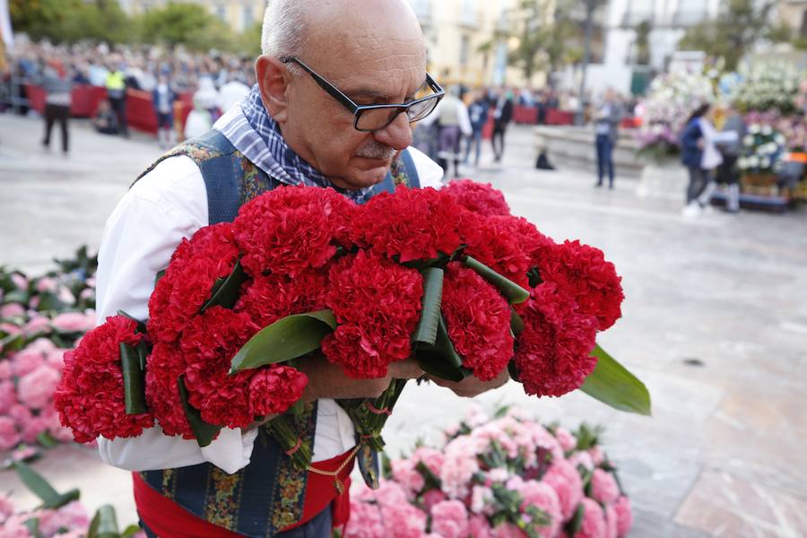 Fotos: Fallas 2019: Primer día de la Ofrenda de las Fallas de Valencia