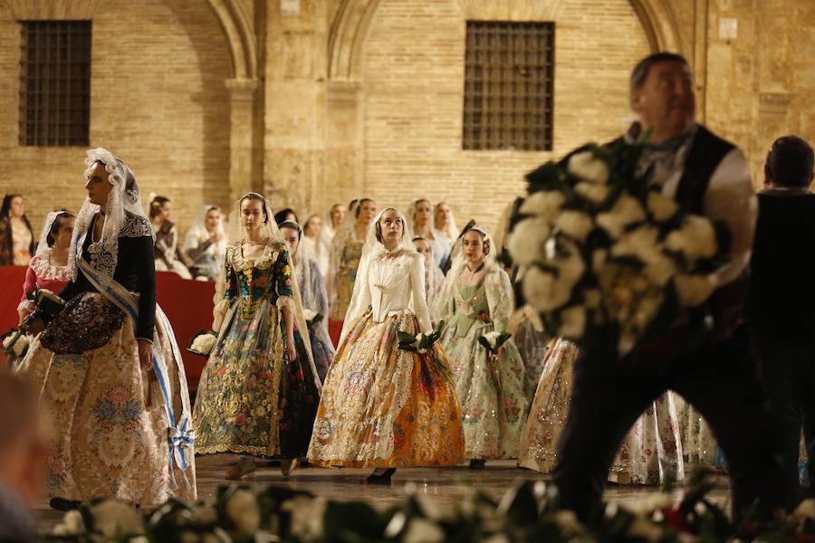 Fotos: Fallas 2019: Primer día de la Ofrenda de las Fallas de Valencia