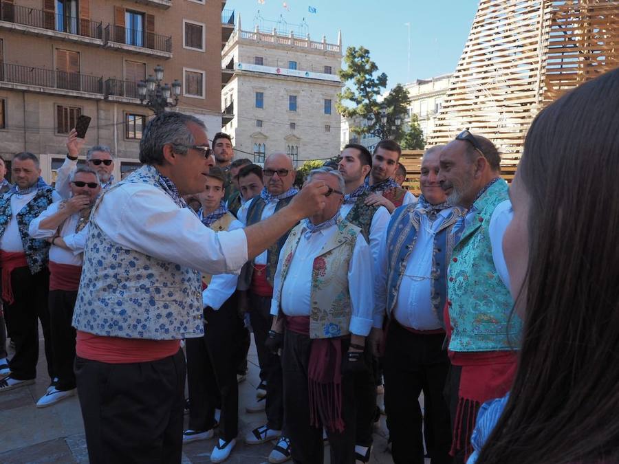 Fotos: Fallas 2019: Primer día de la Ofrenda de las Fallas de Valencia