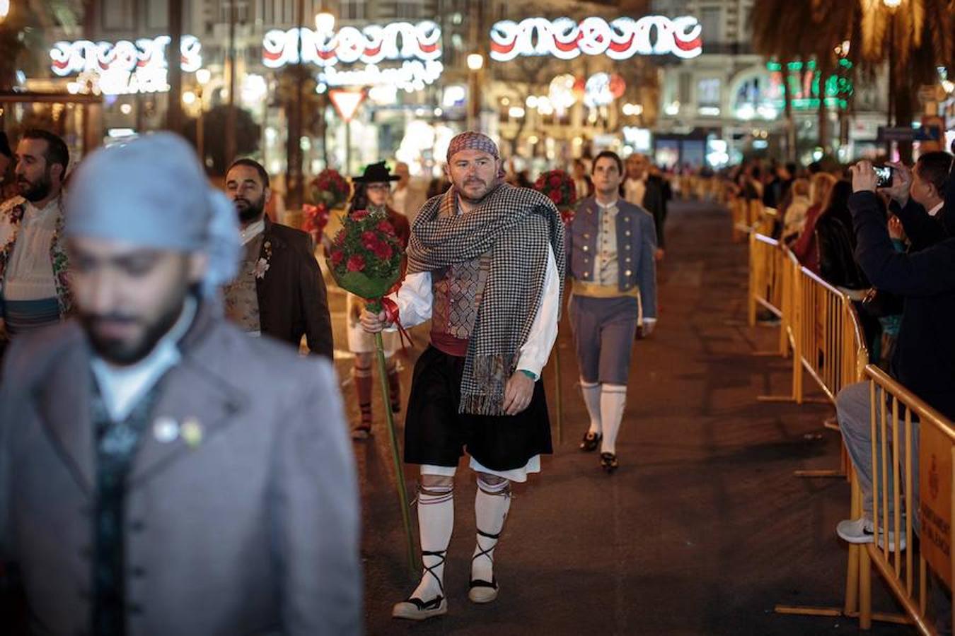 Fotos: Fallas 2019: Primer día de la Ofrenda de las Fallas de Valencia