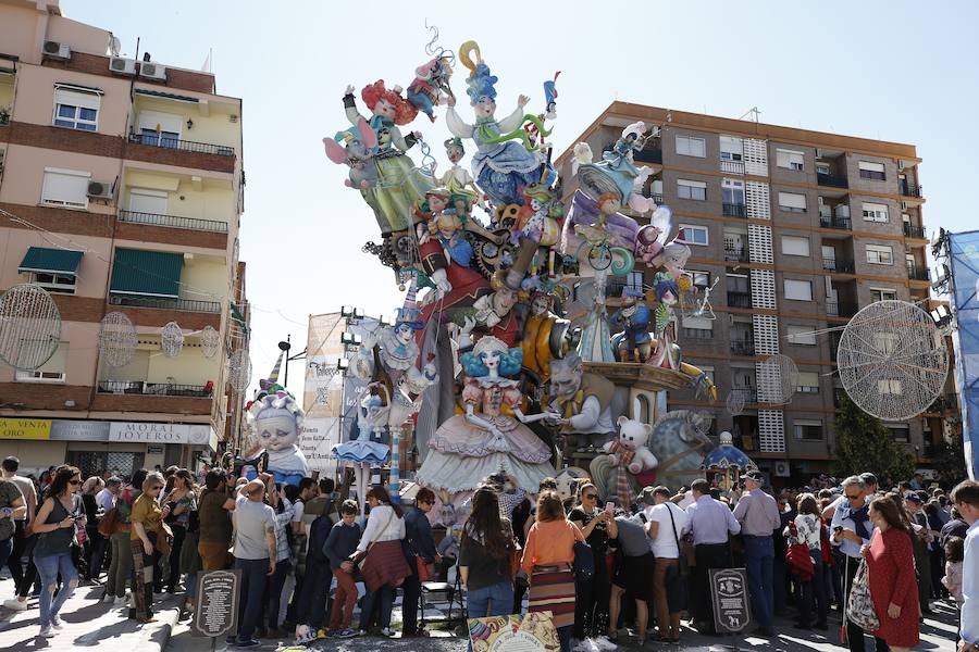 Fotos: El público llena l&#039;Antiga tras ganar el primer premio de Especial de las Fallas 2019