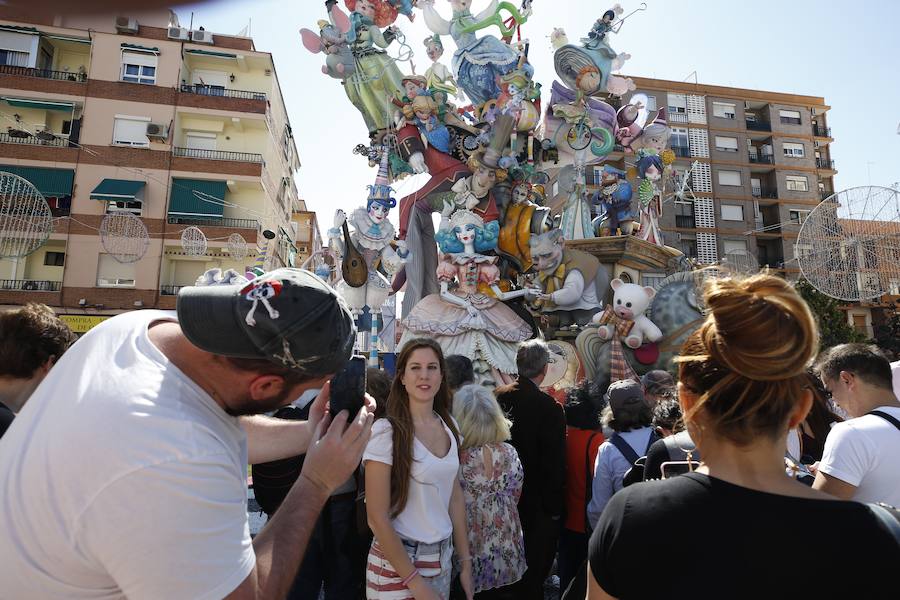 Fotos: El público llena l&#039;Antiga tras ganar el primer premio de Especial de las Fallas 2019