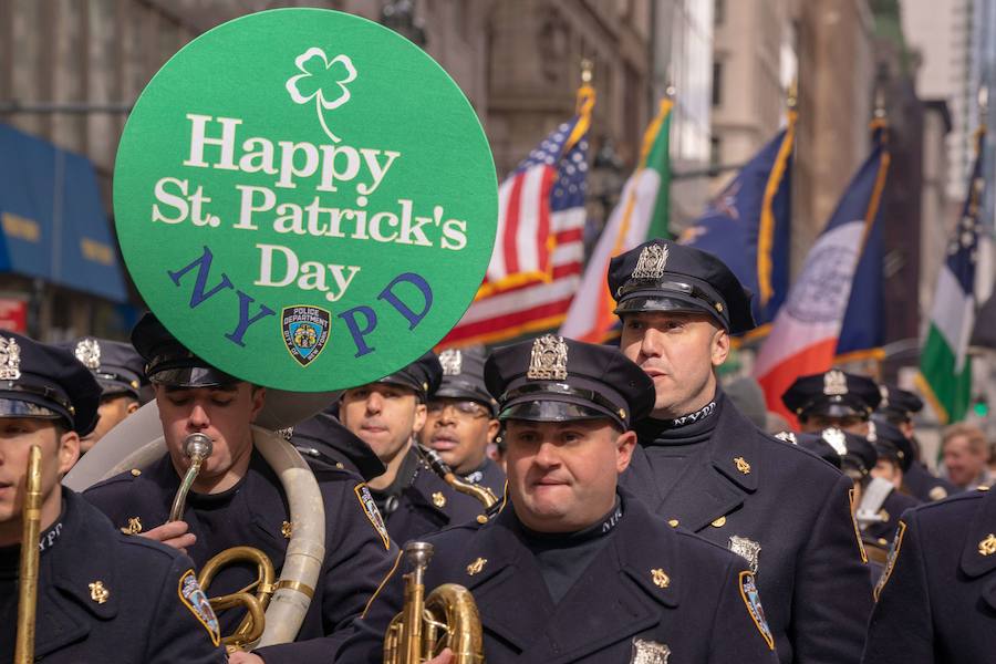 Cientos de miles de personas han celebrado el día de San Patricio 2019. Inglaterra, Irlanda, Lituania, Rusia, Nueva York, Suiza, Boston o Tokio... El mundo tiñe de verde para festejar el patrón de Irlanda. 