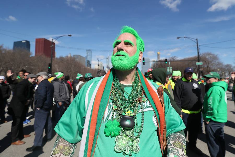 Cientos de miles de personas han celebrado el día de San Patricio 2019. Inglaterra, Irlanda, Lituania, Rusia, Nueva York, Suiza, Boston o Tokio... El mundo tiñe de verde para festejar el patrón de Irlanda. 