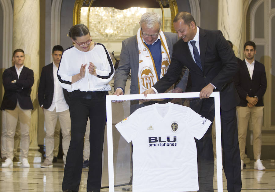 Fotos: La afición celebra el centenario del club