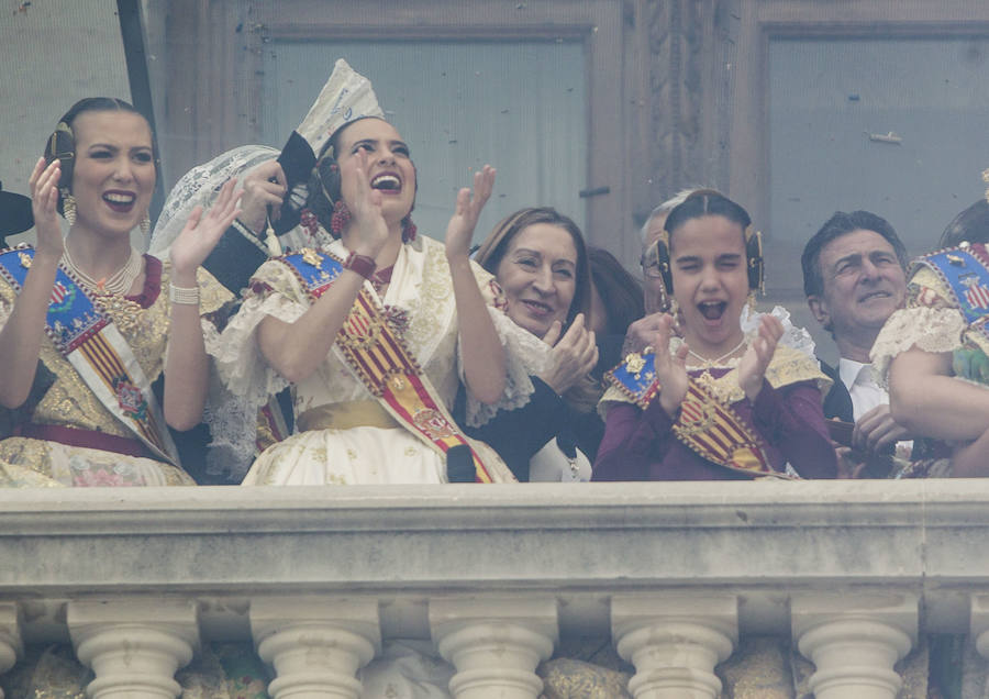 Fotos: Fotos de la mascletà de este lunes 18 de marzo