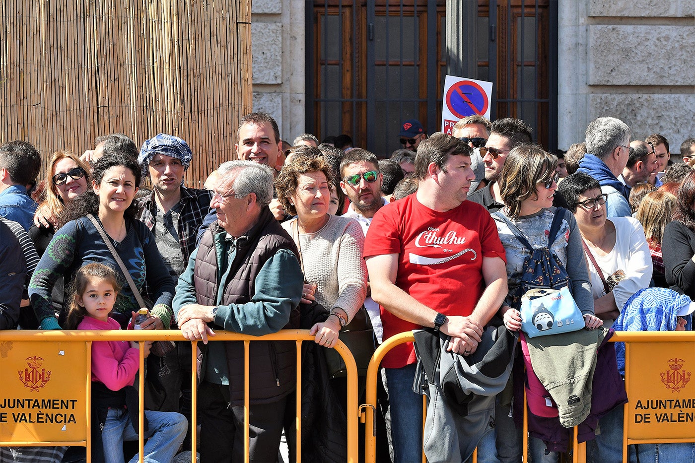 Fotos: Fallas 2019: Búscate en la mascletà del lunes, 18 de marzo