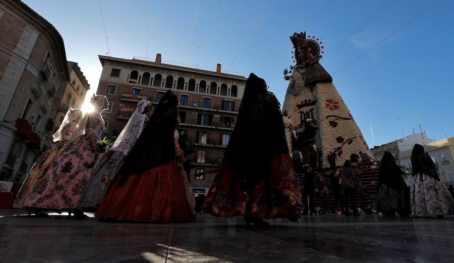 Fotos: Fallas 2019: Segundo día de la Ofrenda a la Virgen de los Desamparados