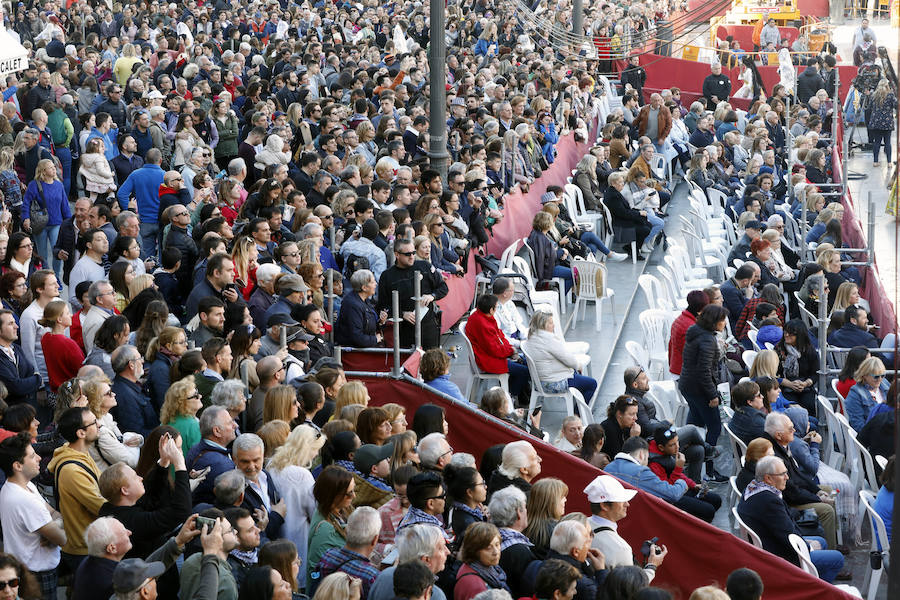 Fotos: Fallas 2019: Segundo día de la Ofrenda a la Virgen de los Desamparados