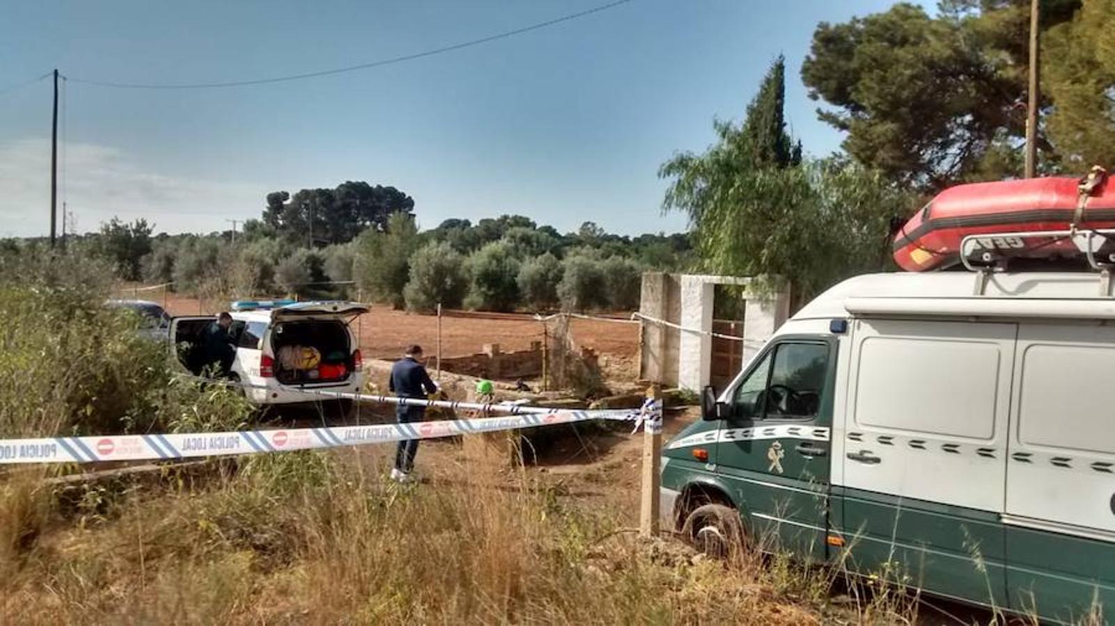 Fotos: Búsqueda del arma homicida del doble crimen de los dos niños de Godella