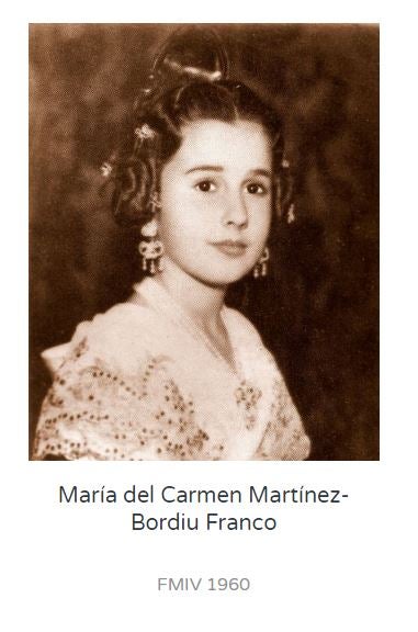 La primera fallera mayor infantil fue Teresa del Sacramento Agramunt y desde 1940 le han sucedido decenas de niñas que representaron a las Fallas con toda su alegría. Entre ellas, dos apellidos muy conocidos: Mari Carmen Martínez Bordiú Franco y Sonsoles Suárez Illana.