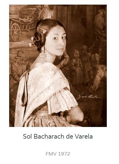 Desde 1931 con Mari Àngels Algarra ha habido falleras mayores, reinas falleras, bellezas falleras... Algunas tuvieron apellidos ilustres y todas representaron a las Fallas lo mejor que supieron. ¿Cuál es tu favorita? La Junta Central Fallera hace un repaso por la historia de la Fallera Mayor de Valencia.