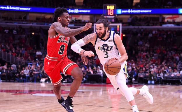 Ricky Rubio (d) y Antonio Blakeney (i).