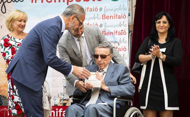 VIcente Choví recibió el premio Ciudad de Benifaió en 2018.