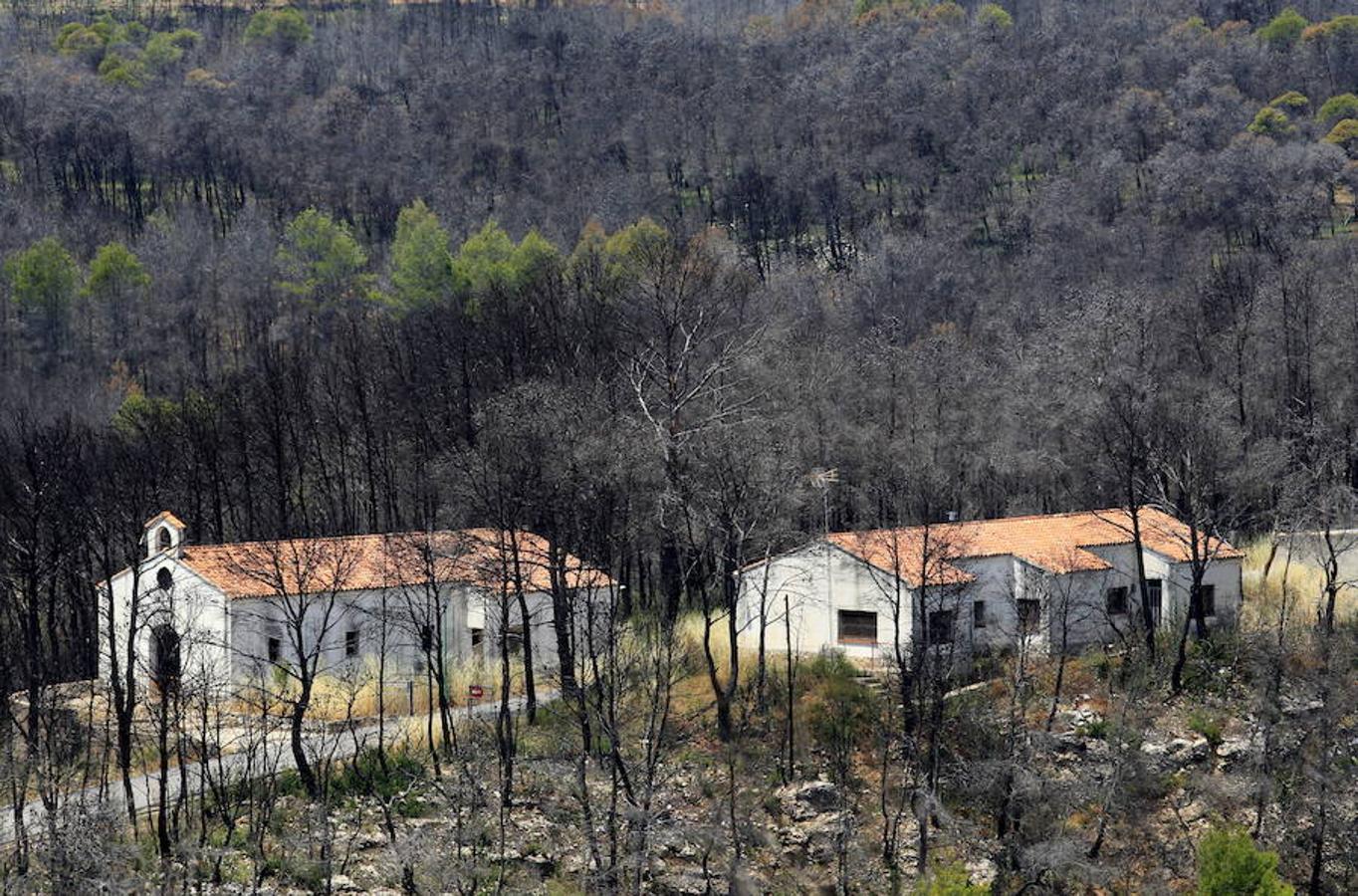 Fotos: Así quedó la localidad de Cortes tras el incendio