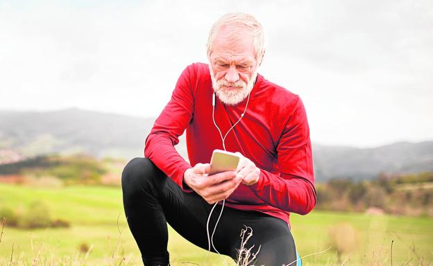 La fragilidad afecta aproximadamente al 15% de los mayores de 65 años, pero su aparición disminuye con la práctica deportiva.