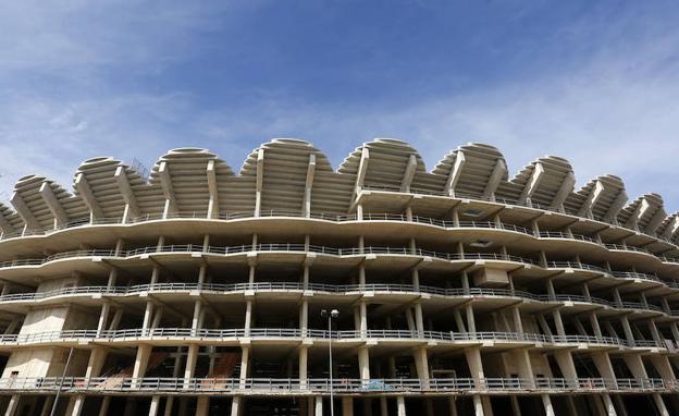 El nuevo Mestalla, con las obras paradas. 