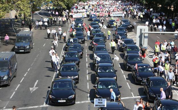 El Consell aprueba ya que los VTC tengan que contratar con una antelación de 15 minutos